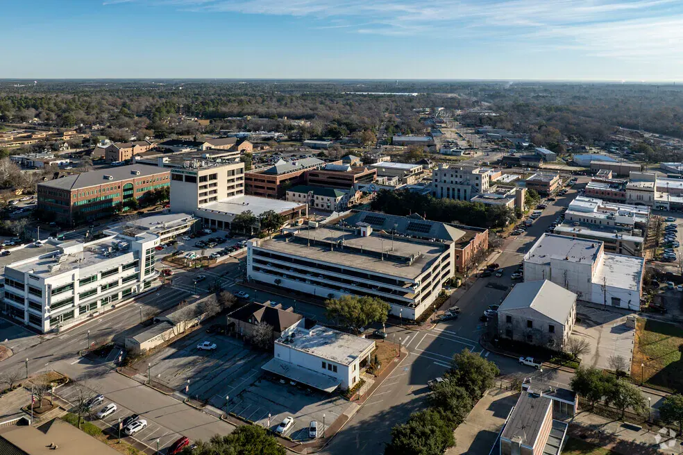 Conroe community scene 3
