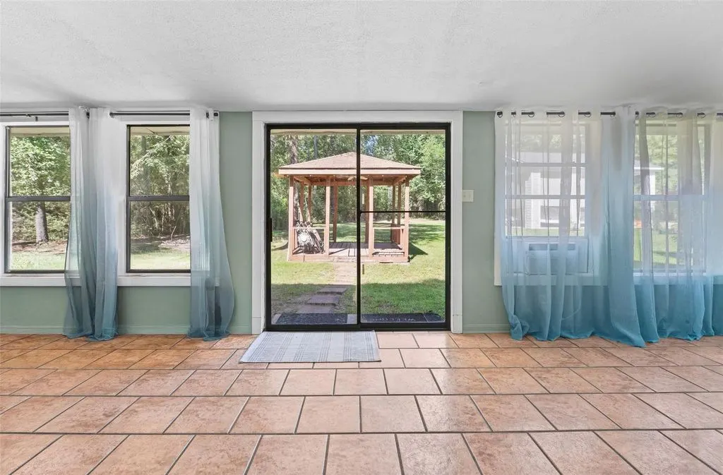 Property photo 31
