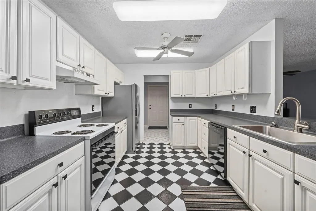 Property photo 45