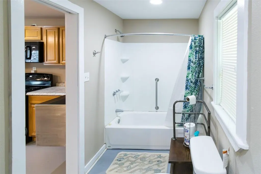 Property photo 24