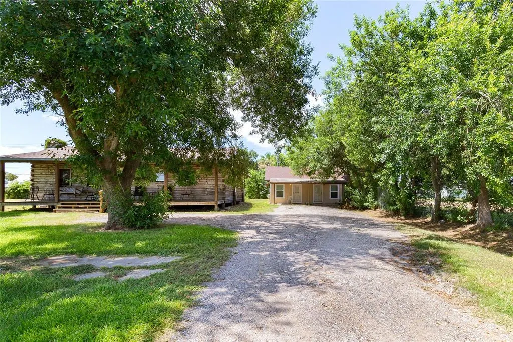 Property photo 28