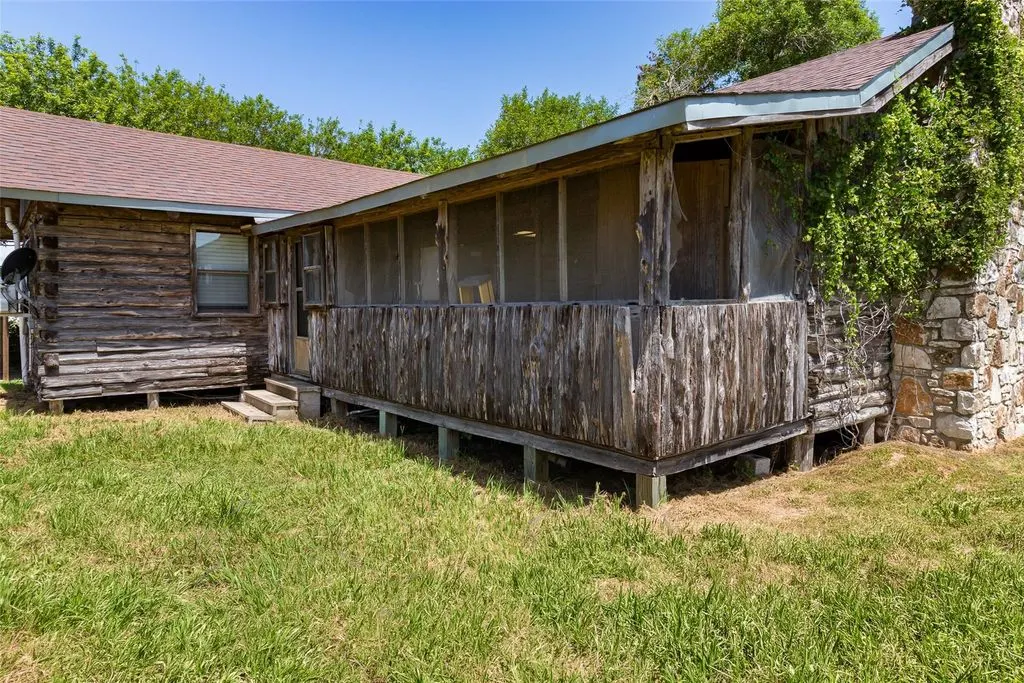 Property photo 32