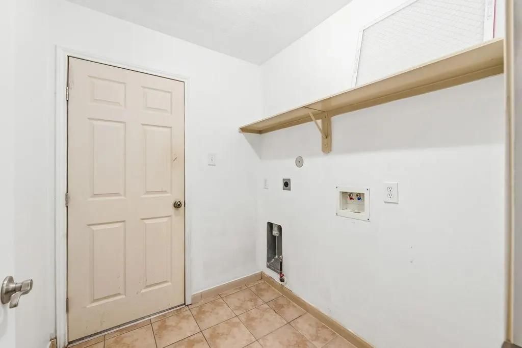Property photo 34