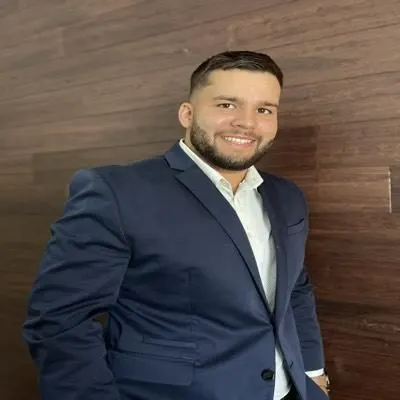 Roberto Berroteran, Golden Cross Realty Realtor